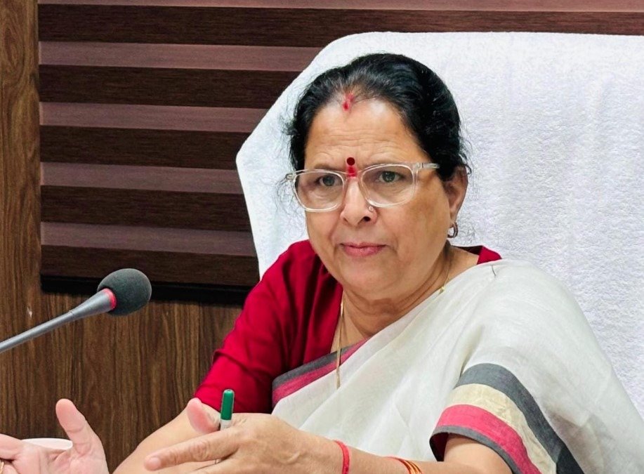 महिला आयोग अध्यक्ष कुसुम कण्डवाल ने दिए निर्देश सोशल मीडिया पर अभद्र, आपत्तिजनक और मर्यादाहीन भाषा का प्रयोग चिंताजनक, महिला अस्मिता और नई पीढी पर गलत असर की संभावना