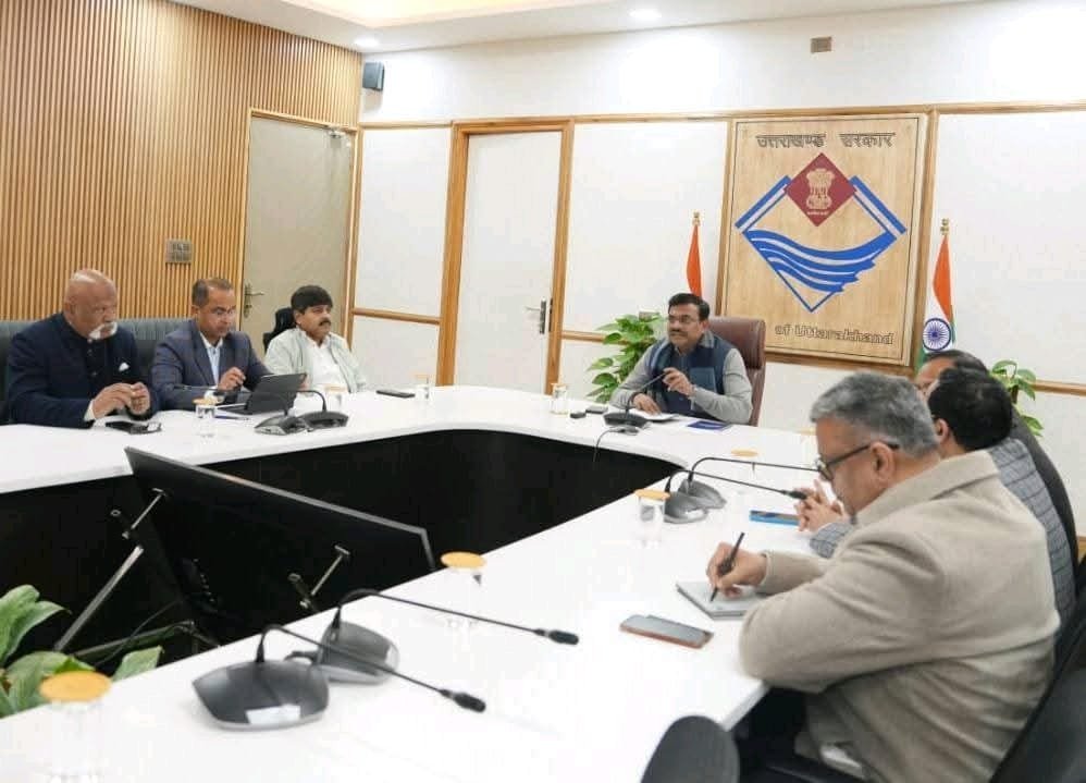 मुख्य सचिव आनन्द बर्द्धन ने सचिव समिति की ली बैठक