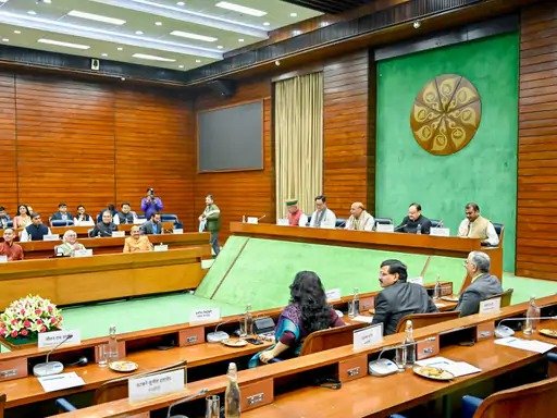 बजट सत्र से पहले सर्वदलीय बैठक आज, 28 को होगा राष्‍ट्रपत‍ि का अभ‍िभाषण, व‍ित्‍त मंत्री 1 को पेश करेंगी बजट