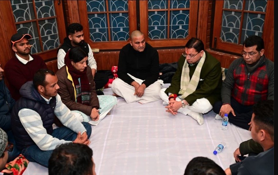 विधायक राम सिंह कैड़ा की माताजी के निधन पर मुख्यमंत्री धामी ने जताया शोक