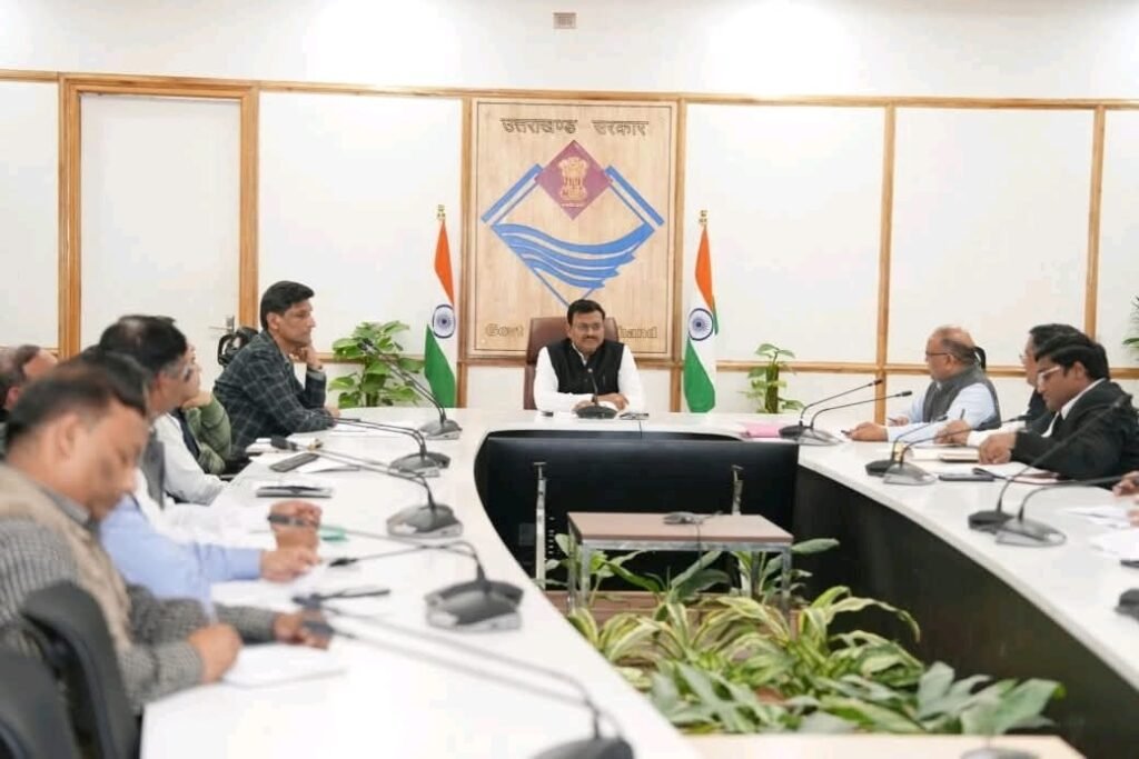 मुख्य सचिव आनंद बर्द्धन ने ली SDRF एवं SDMF के प्रस्तावों की राज्य कार्यकारिणी समिति की बैठक 