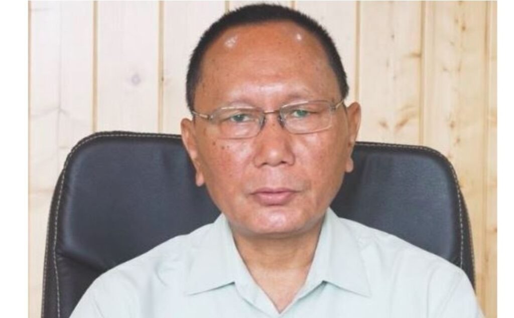 गोल्डन कार्ड से उपचारित लाभार्थी से फीडबैक फार्म लेना अनिवार्य