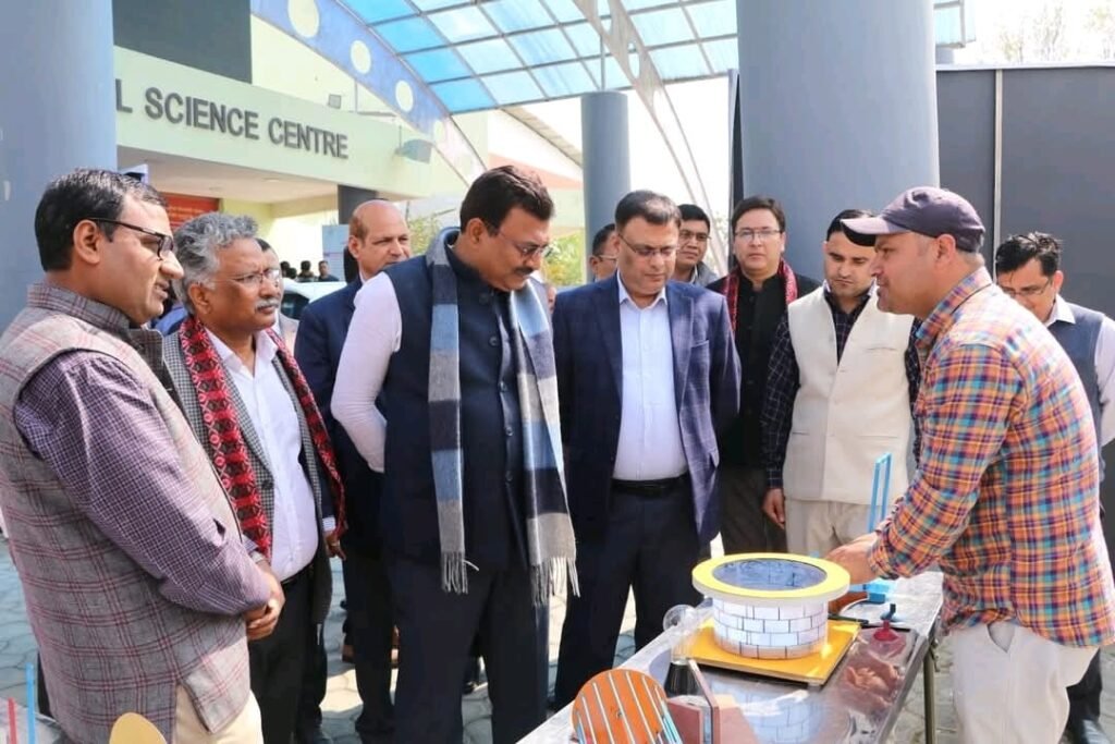 विज्ञान और नवाचार जीवन का अनिवार्य हिस्सा : मुख्य सचिव आनंद बर्द्धन