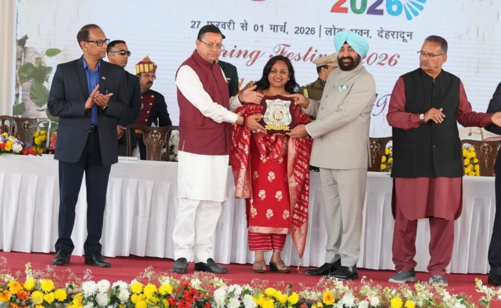 तीन दिवसीय बसंतोत्सव-2026 का भव्य समापन, आईआईटी रुड़की ने जीती रनिंग ट्रॉफी