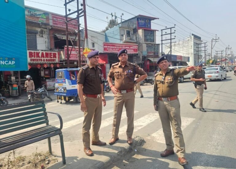 देहरादून में ट्रैफिक व्यवस्था का एसएसपी परमेंद्र सिंह डोभाल ने लिया जायजा