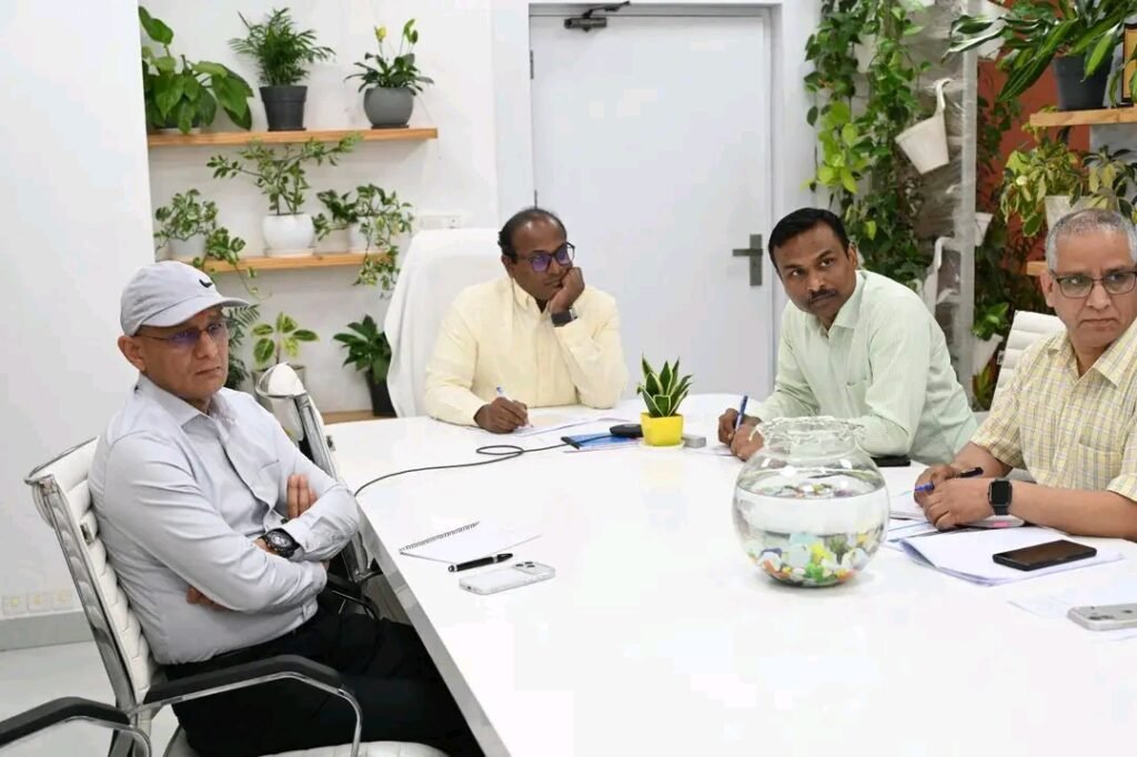 मुख्य निर्वाचन अधिकारी डॉ. बी.वी.आर.सी. पुरुषोत्तम ने SIR को लेकर की समीक्षा बैठक, अधिकारियों को दिए कड़े निर्देश