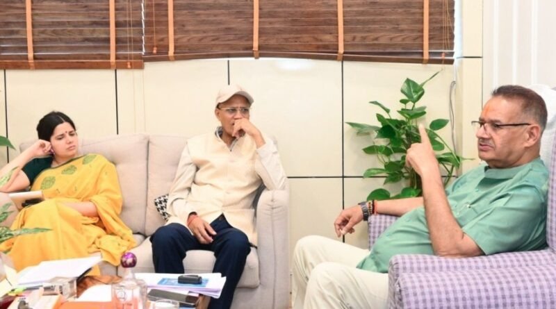 कृषि मंत्री गणेश जोशी ने ‘खेत बचाओ अभियान’ को सफल बनाने के लिए जनप्रतिनिधियों की भागीदारी पर दिया जोर