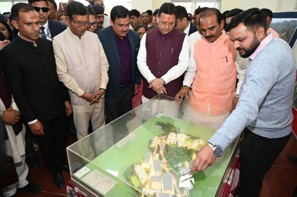 पिथौरागढ़ मेडिकल कॉलेज में इसी सत्र से 50 एमबीबीएस सीटों पर प्रवेश