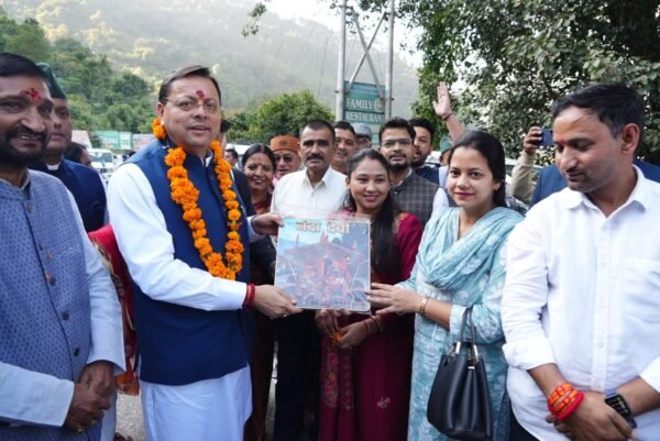 विधानसभा सत्र के लिए गैरसैंण आगमन पर मुख्यमंत्री धामी का भव्य स्वागत